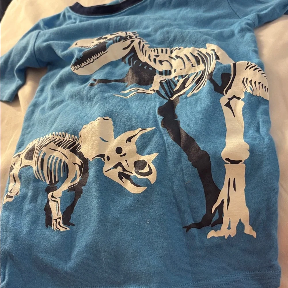 Carters blue short